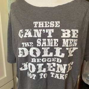 Graphic tee- Dolly vs Jolene